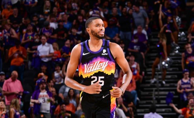 mikal-bridges-best-on-both-ends-scaled-e1634511682277.jpg